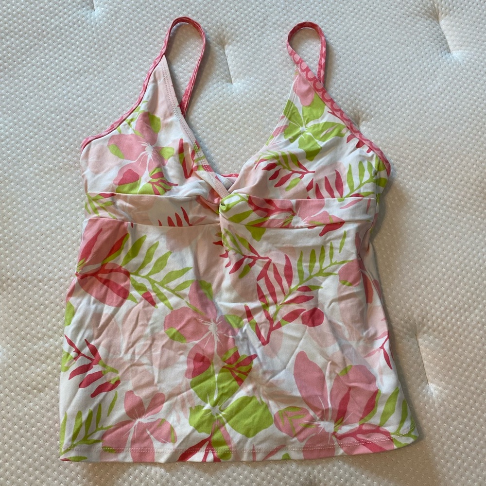 PATTERN SUMMER TOP WITH BUILT IN BRA